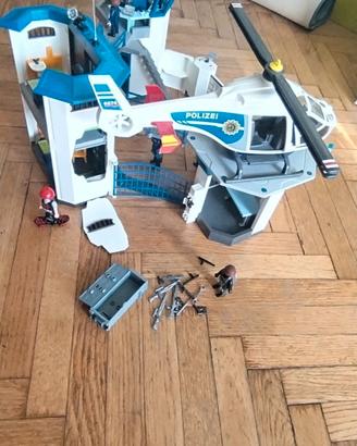 Playmobil caserma+elicottero