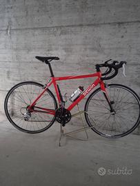 bici corsa strada Triban III