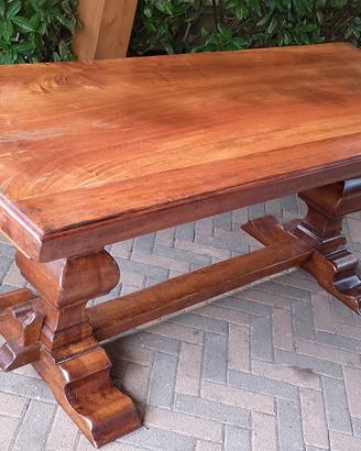 Tavolo in legno + 6 sedie 