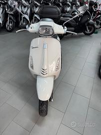 Vespa 125