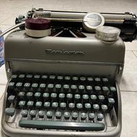 Macchina da scrivere Remington Rend