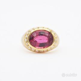 Anello in oro giallo con rubellite e diamanti