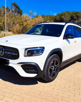 MERCEDE GLB 200 D