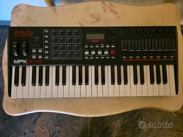 Tastiera midi Akai MPK249