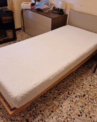 Letto con rete ortopedica motorizzata + materasso
