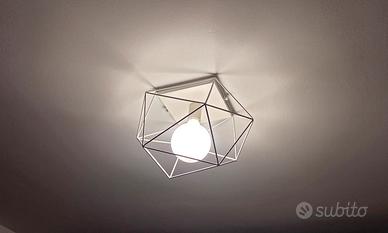 Plafoniera moderna in metallo bianco opaco