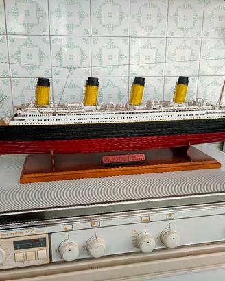 Modellino Titanic 
