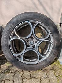 Ruote Alfa Romeo Stelvio 19 Goodyear estive