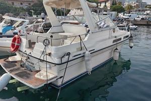 Imbarcazione a motore FAIRLINE BOATS mod. Carrera