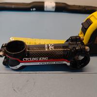 Attacco manubrio carbonio 