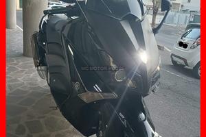 Yamaha t max 530 finanziabile permute garanzia