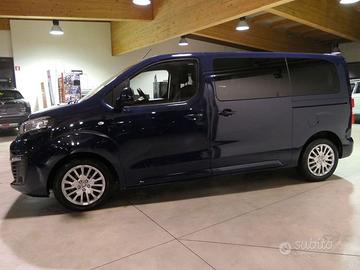 Peugeot Traveller 1.6 BlueHDi 115 S&S Busines...