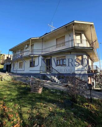 Villa di 277 m² con 4 locali e box auto a Bagnaria