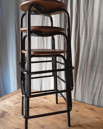 sgabelli vintage impilabili 