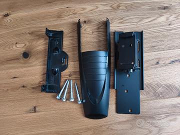 Staffa a muro per TV