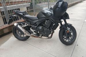 Honda ornet 750