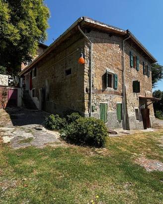 Appartamento di 121 m² con più di 5 locali a Marza
