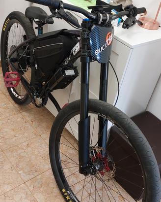 C100 pro elettrica  ruote 29 taglia unica
