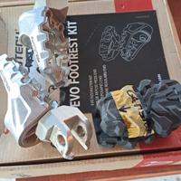 ktm 890 adventur pedane regolabili