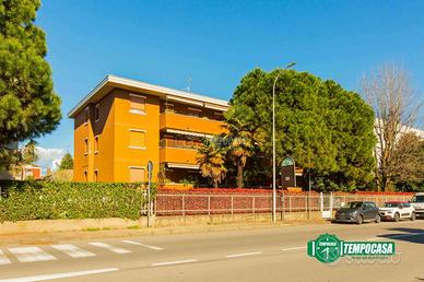 TRILOCALE CON TERRAZZO