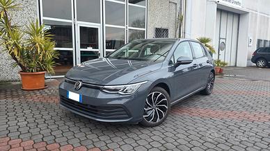 Volkswagen Golf 1.0 eTSI DSG Life