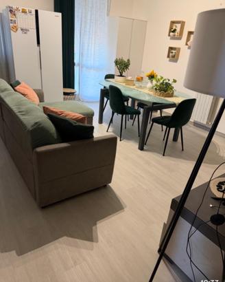 Trilocale con box auto