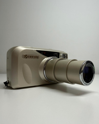 Kyocera Yashica Zoomate 140 Brava