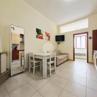 2 LOCALI A MANFREDONIA