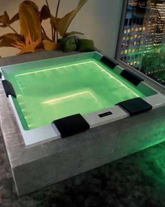 Minipiscina idromassaggio da esterno 