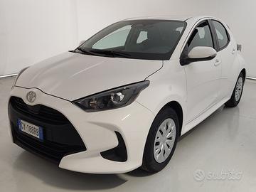 TOYOTA Yaris IV 2020 - Yaris 1.5h Active
