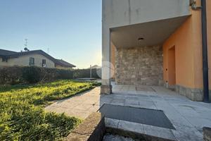 PORZIONE DI BIFAMILIARE A TRIUGGIO