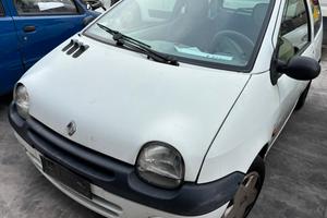 RENAULT TWINGO per ricambi usati
