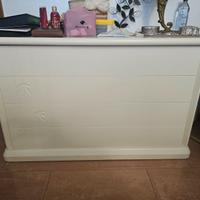 Armadio, comodini e cassettiera