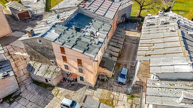 3 LOCALI A SANT'ANNA D'ALFAEDO