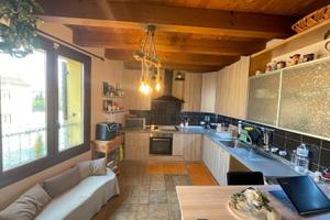 Zevio centro:quadrilocale ampio e luminoso