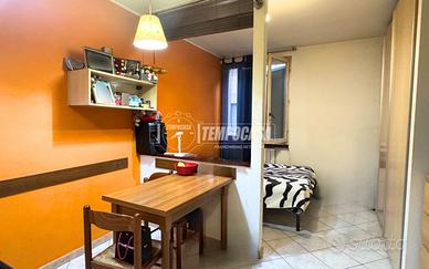 RIF. 574 - MONOLOCALE IN CENTRO PAESE CON BOX