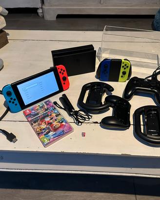 Nintendo switch con accessori (gioco venduto)