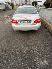 Mercedes e250 coupe