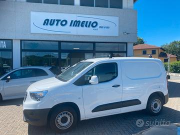 Opel Combo Cargo 1.5 Diesel PC 650kg Essentia