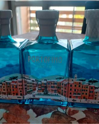 Bottiglie di gin