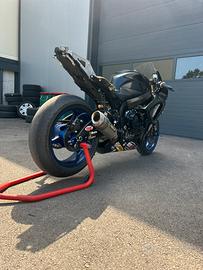 Suzuki Gsx r 600 k6