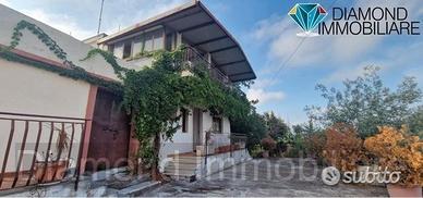Casa indipendente con 20.000 mq di terreno