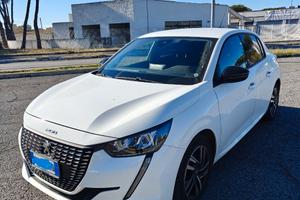 Peugeot 208 Allure Pack - Pari al Nuovo