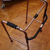 Deambulatore, girello