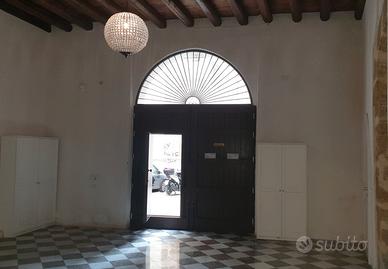 Attico per Hotel Boutique con 8 suite e terrazzo