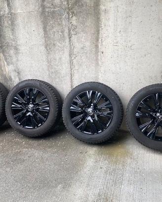 4 Gomme Invernali Pirelli+Cerchi originali Toyota