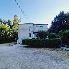 Appartamento Aprilia [Cod. rif 3244815VRG]