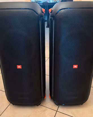 JBL partybox 710