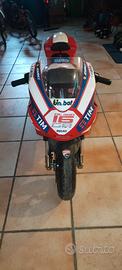 moto giocattolo 