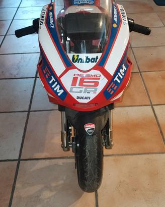 moto giocattolo 